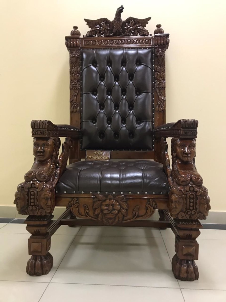 Кресло 19 век рококо