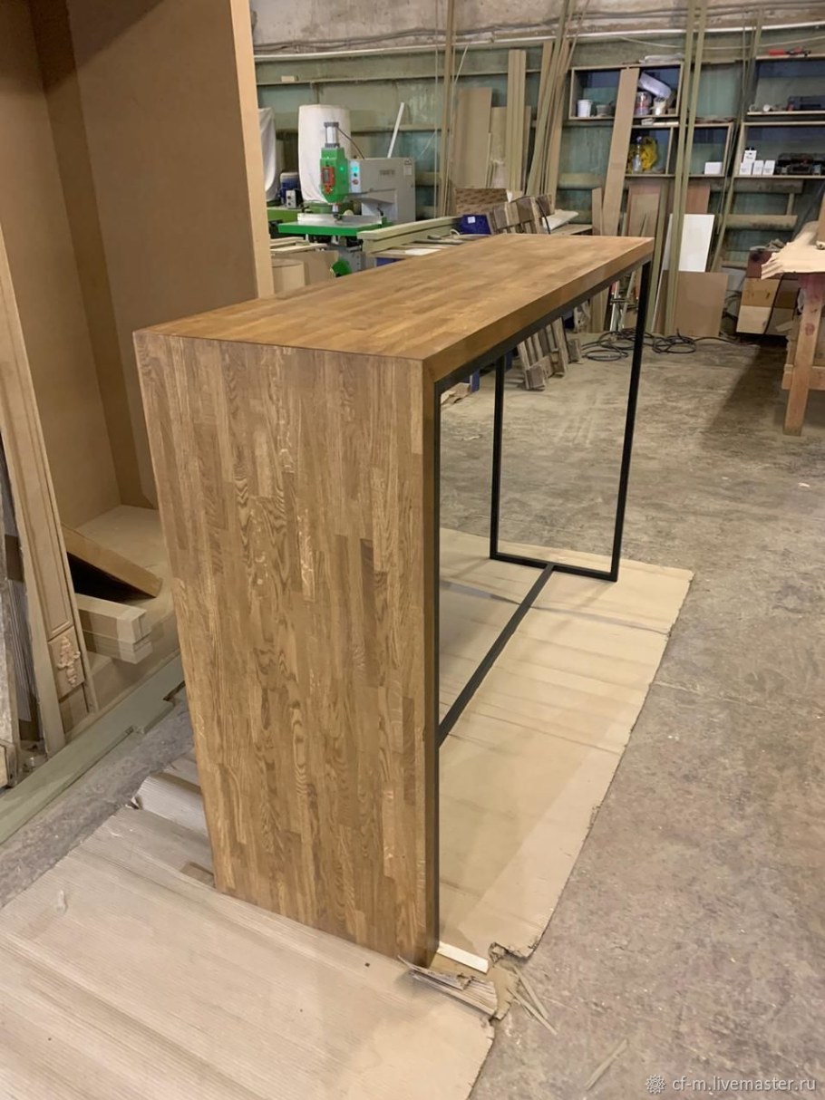 Деревянная барная стойка