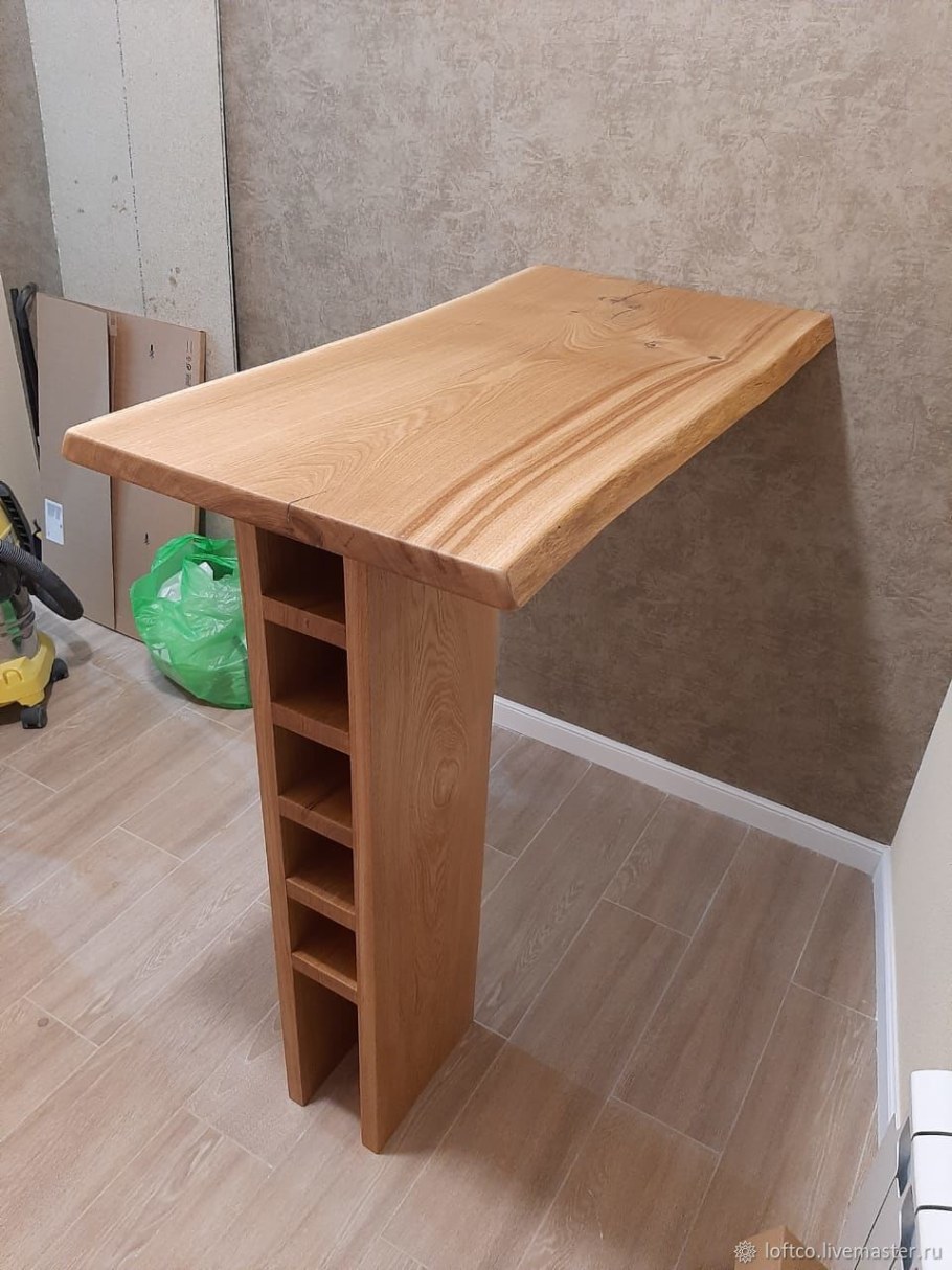 Деревянная барная стойка