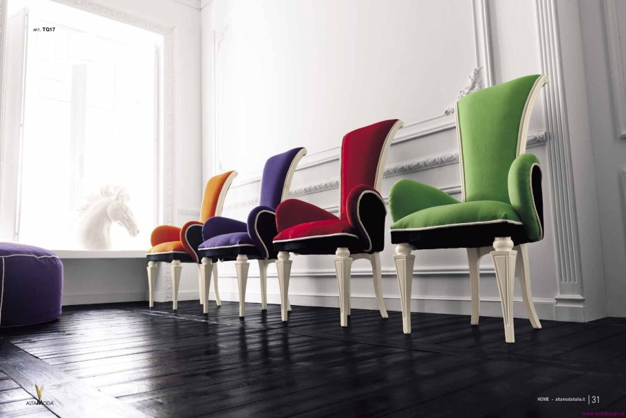 Стул яркие цвета