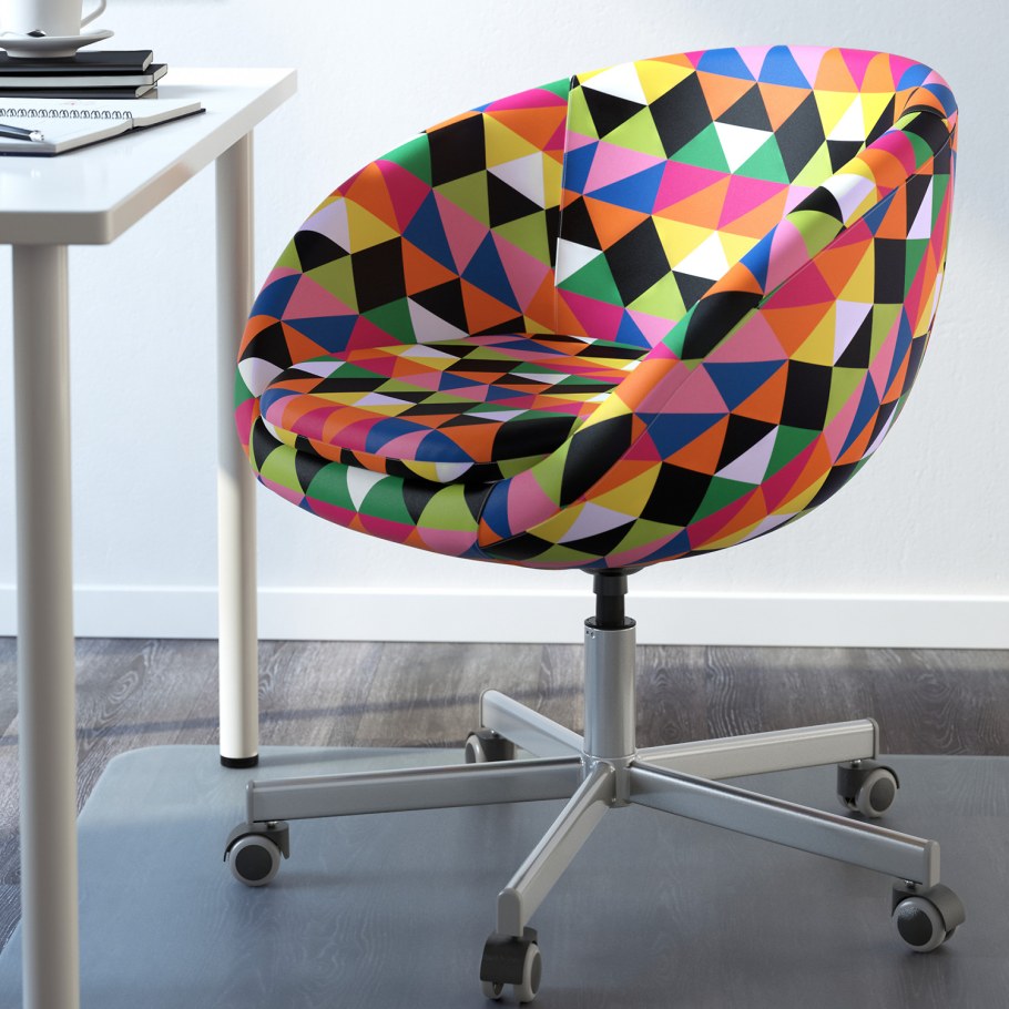 Стул икеа СКРУВСТА