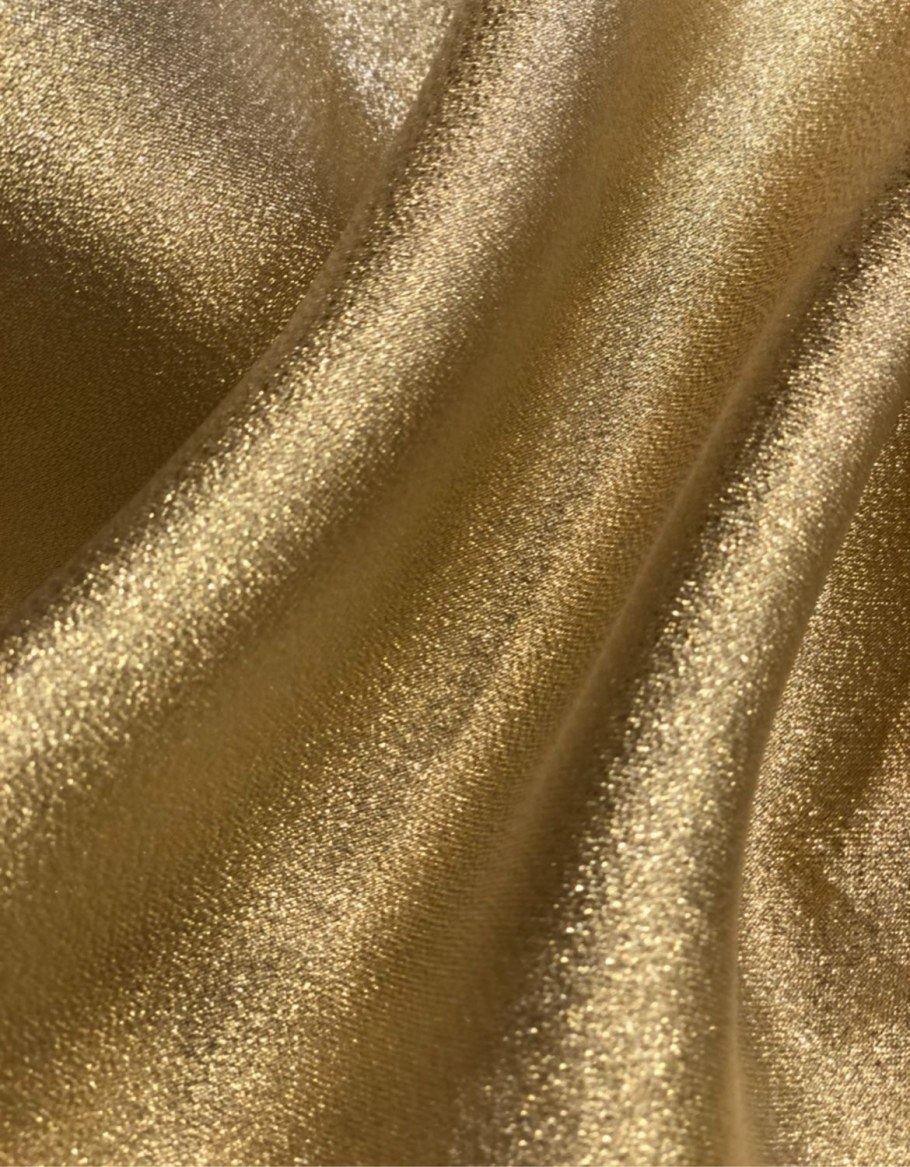 Шторы с золотым узором