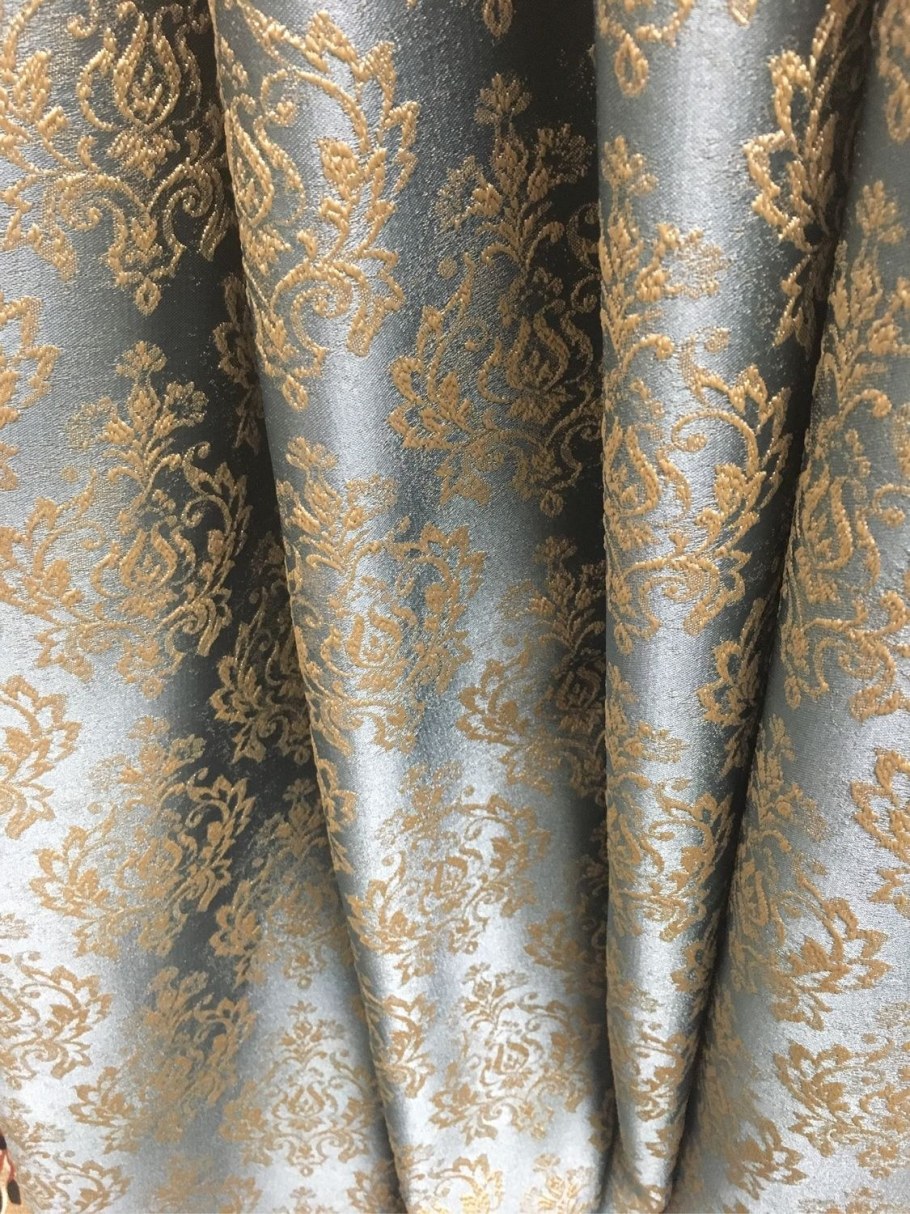 Шторы из парчи