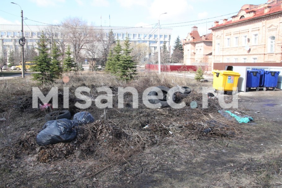 Багратионовский сквер в Санкт-Петербурге