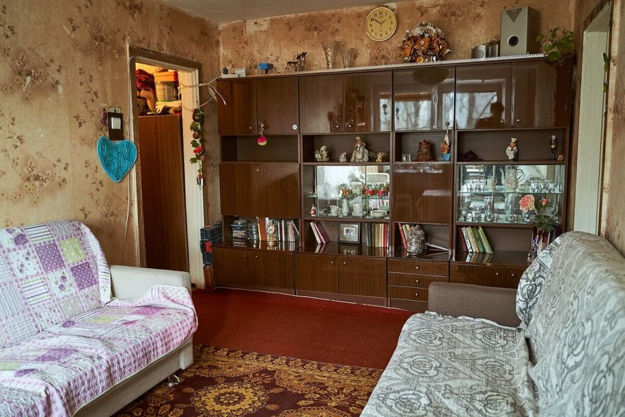 Старая мебель в квартире