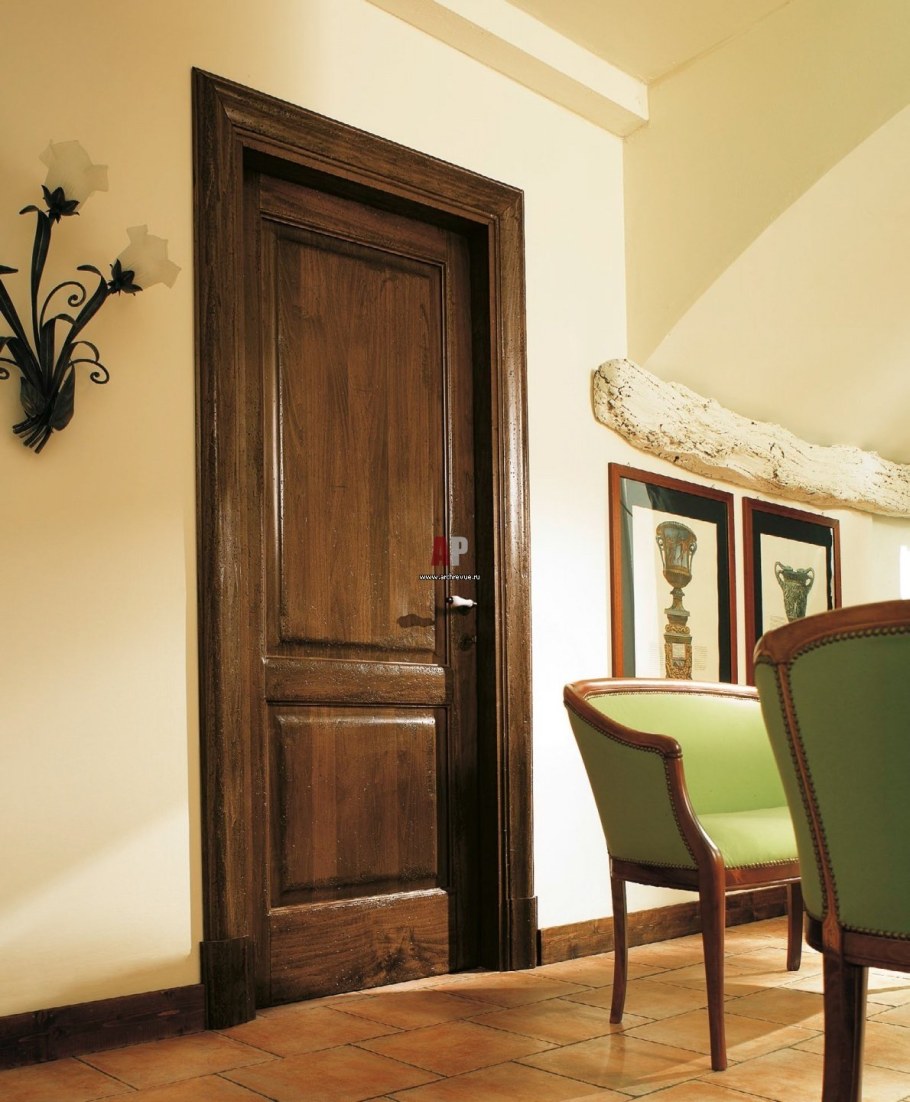 Дубовая дверь входная