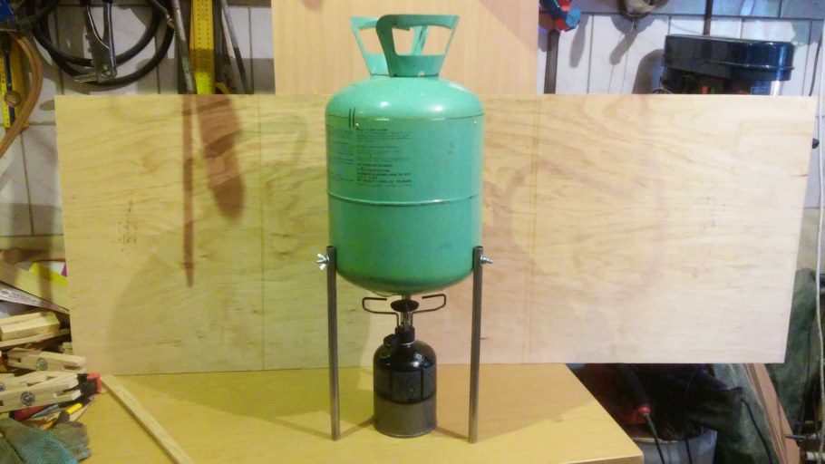 Коптилка из фреонового баллона