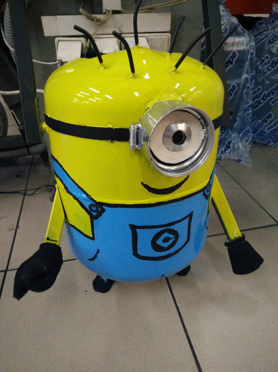 Урна Миньон из фреонового баллона