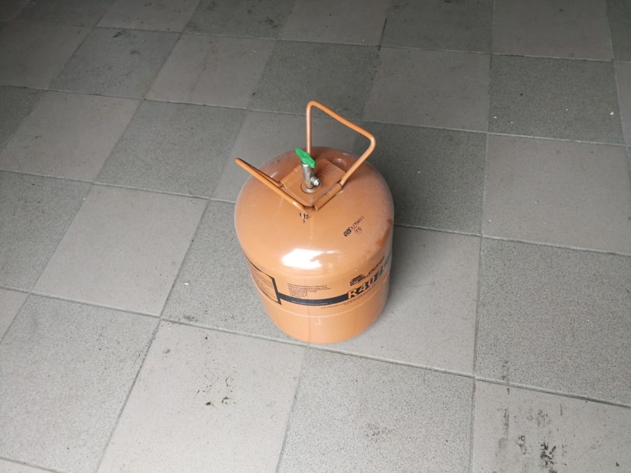 Мангал коптильня из фреонового баллона