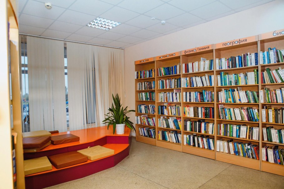 Анри Лабруст — библиотека св. Женевьевы в Париже.