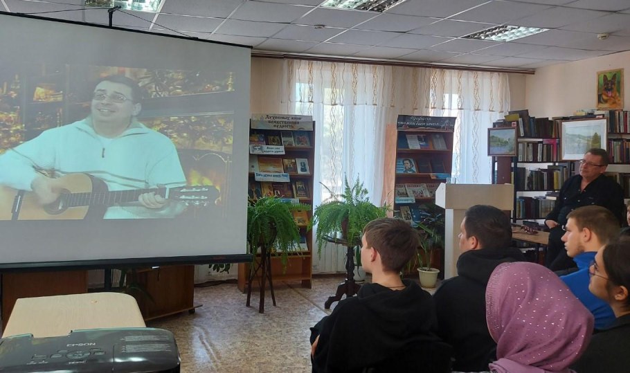 Читательный зал в библиотеке в Великобритании