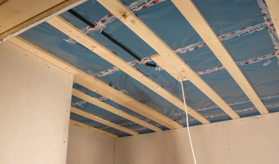 Размер обрешетки под ОСБ на потолок