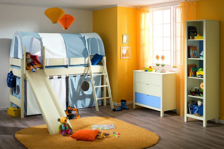 Кровать чердак малыш зелёный