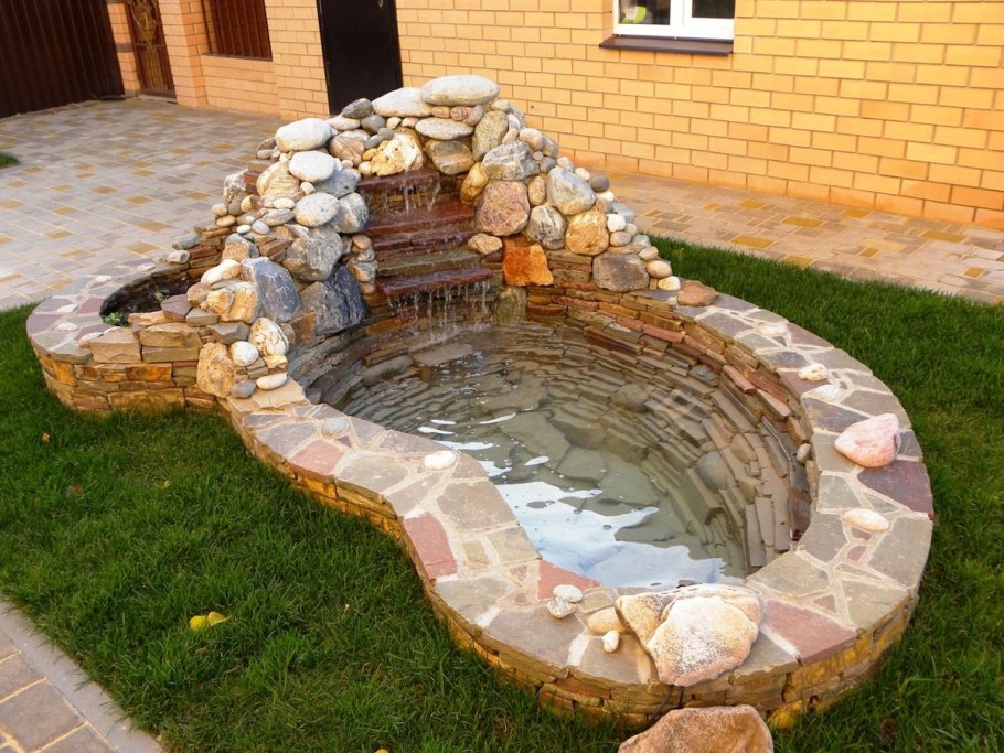 Декоративный прудик