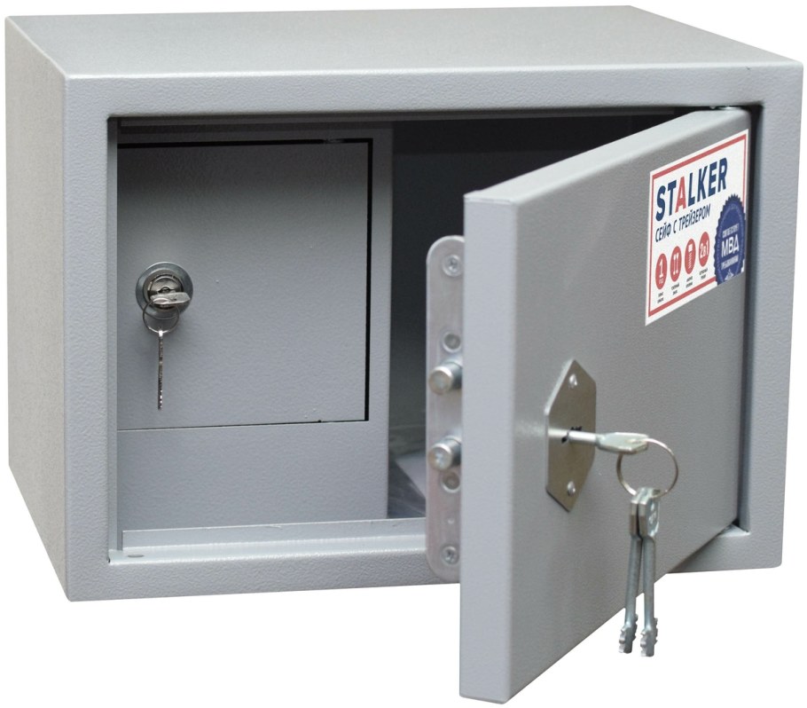 Сейф в кабинете