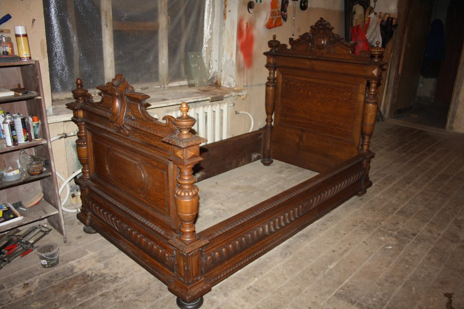 Кровати 19 век Ренессанс