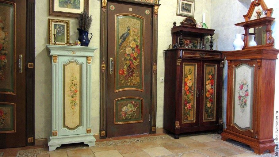 Старая мебель