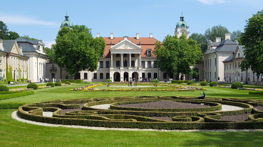 Дом трех Бенуа в Петербурге