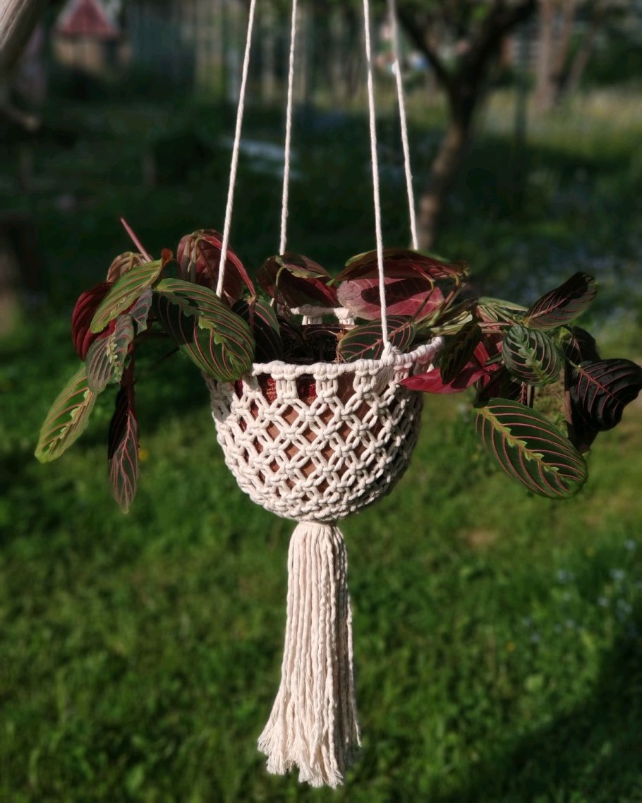 Кашпо подвесное