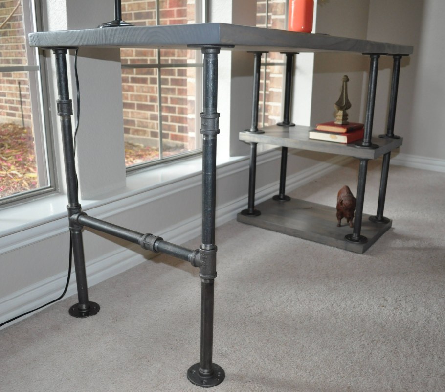 Деревянное подстолье в стиле лофт