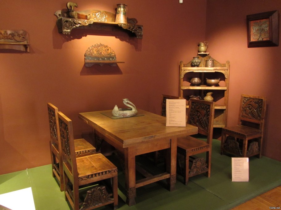 Древнерусская деревянная мебель