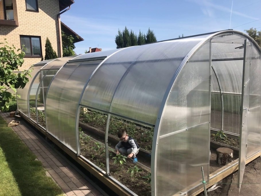 Теплица Дачница усиленная