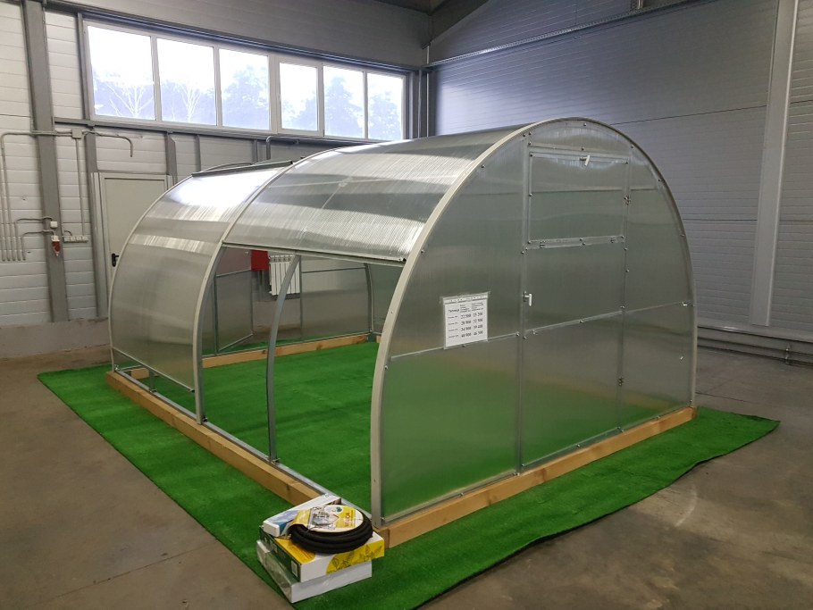 Теплица Дачница усиленная Оптима