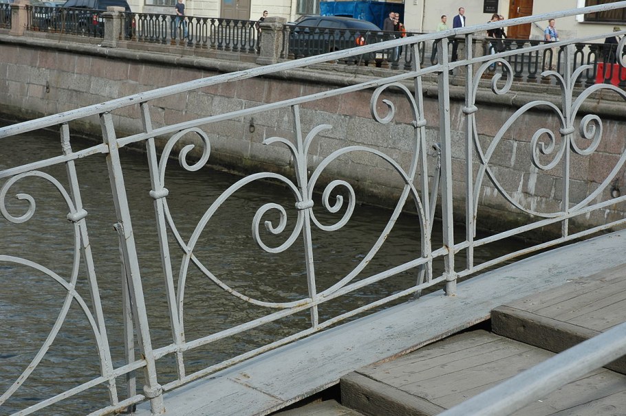 Перила моста