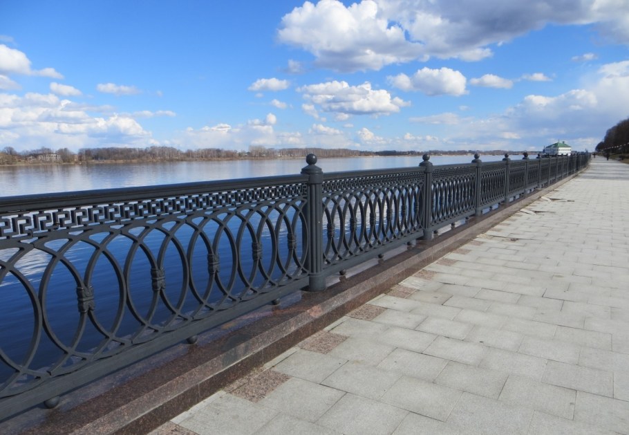 Волжская набережная Ярославль,ограждения