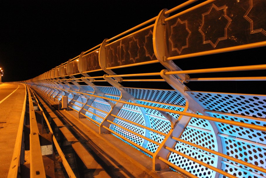 Мостовые перильные ограждения