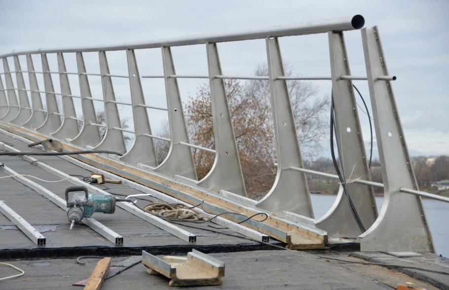 Перильное ограждение на Мостах