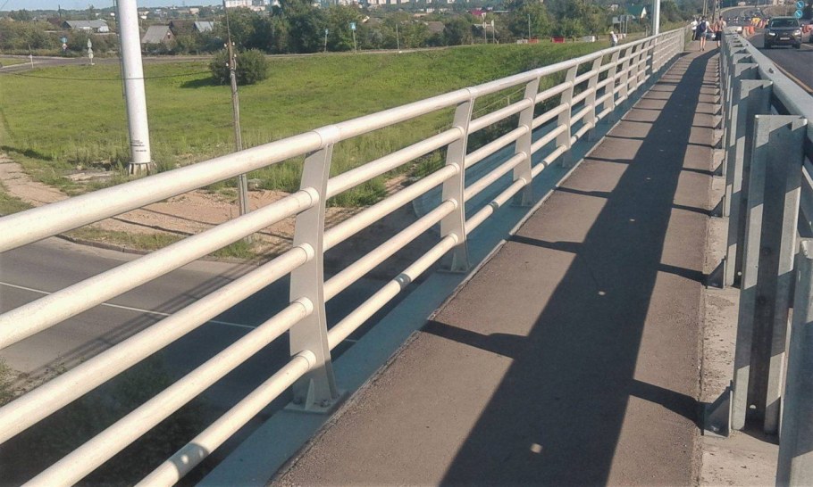Перильное ограждение мостовое УПО-ЦК-мст2-110х150 композитное