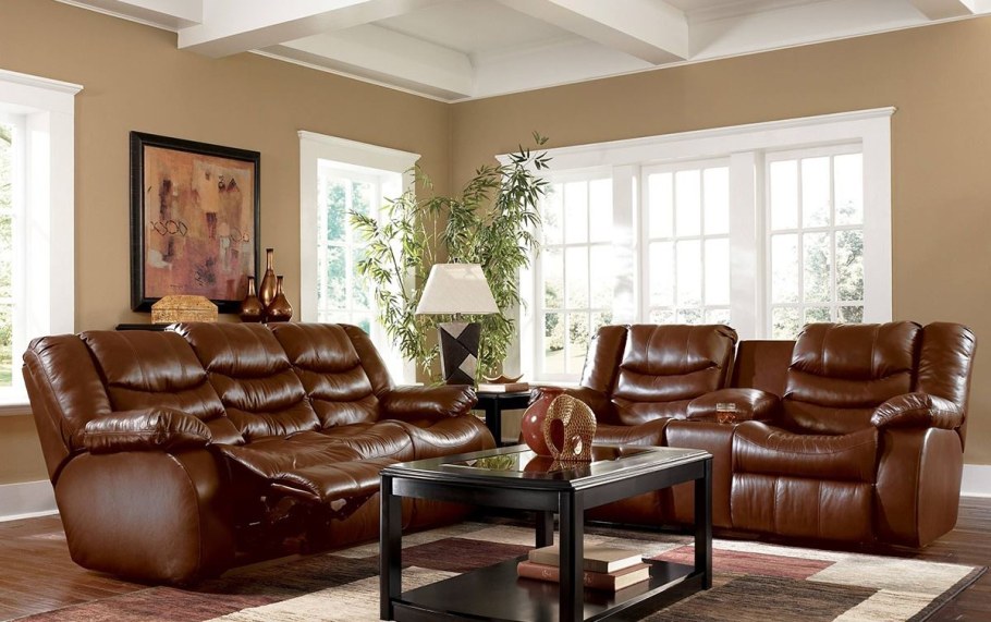 Кожаная мебель в интерьере