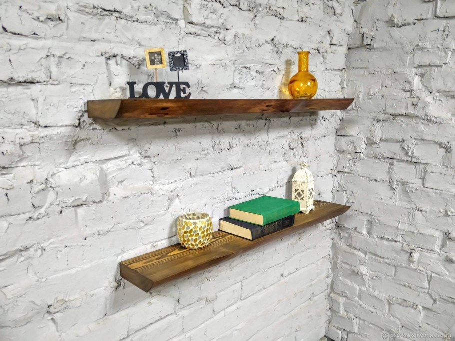Каминная полка из дерева