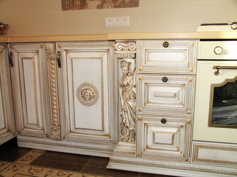 Фасад Эмилия Вуд патина золото