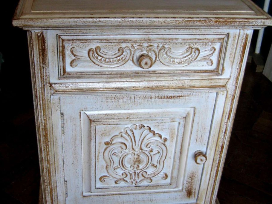 Декор для мебели с патиной