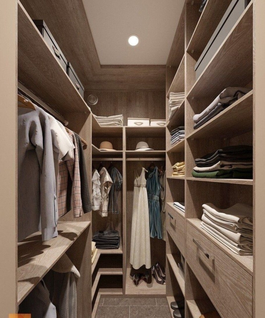 Наполнение шкафа для троих детей