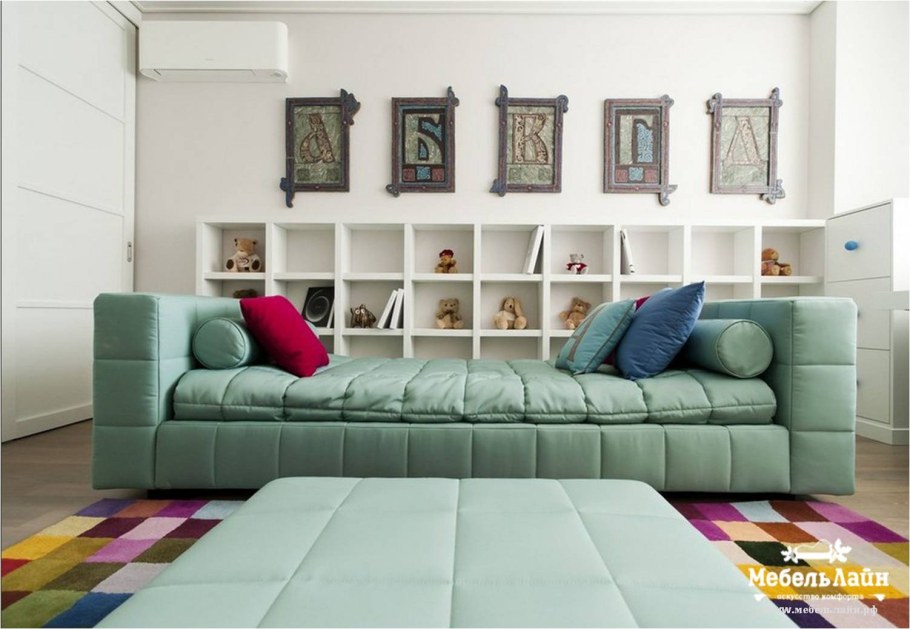 Диван в детскую комнату для подростка