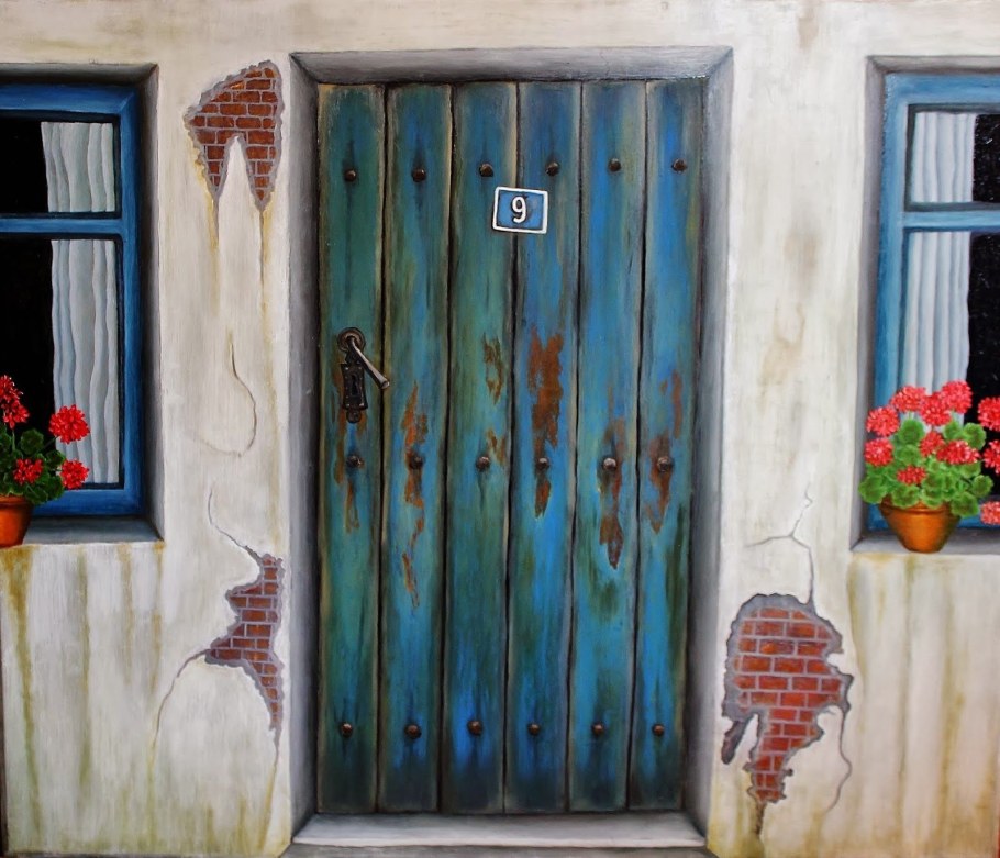 Цветные двери в интерьере