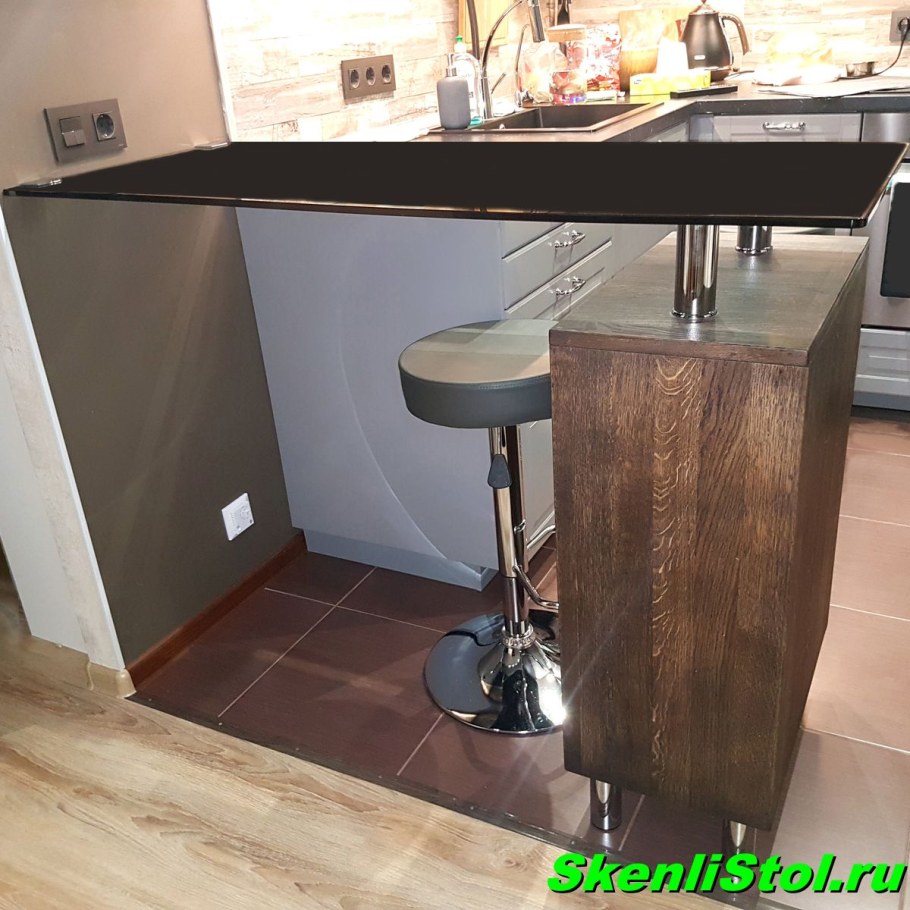 Барный стол на маленькой кухне