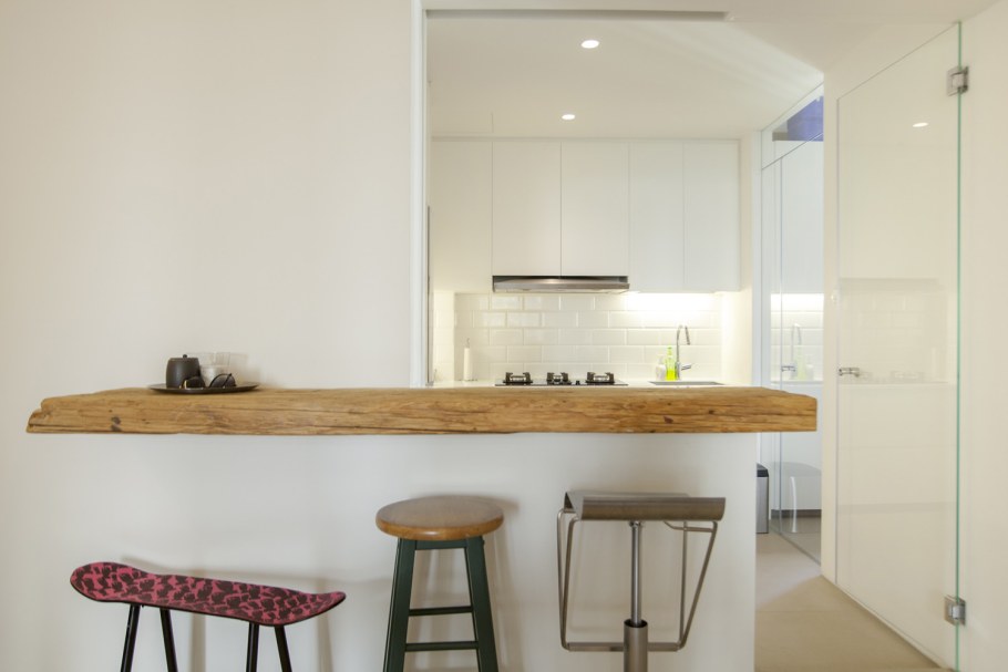 Барная стойка со шкафчиками