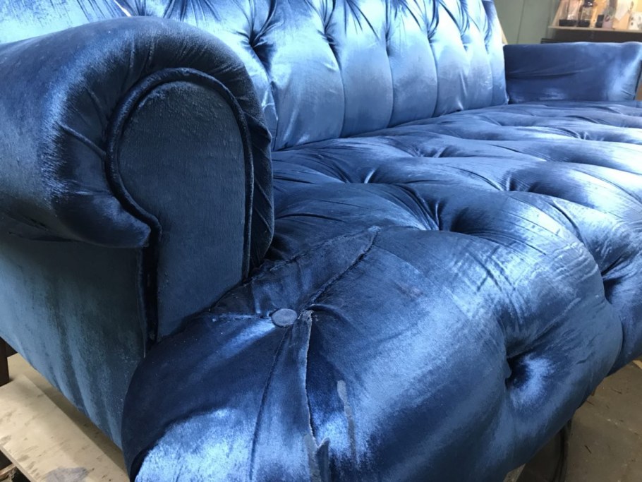 Материал для обшивки дивана