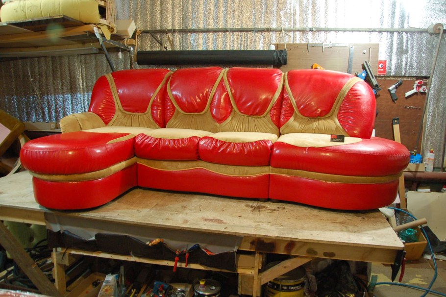 Переобивка дивана