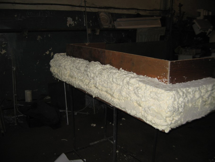 Пена монтажная с трубочкой