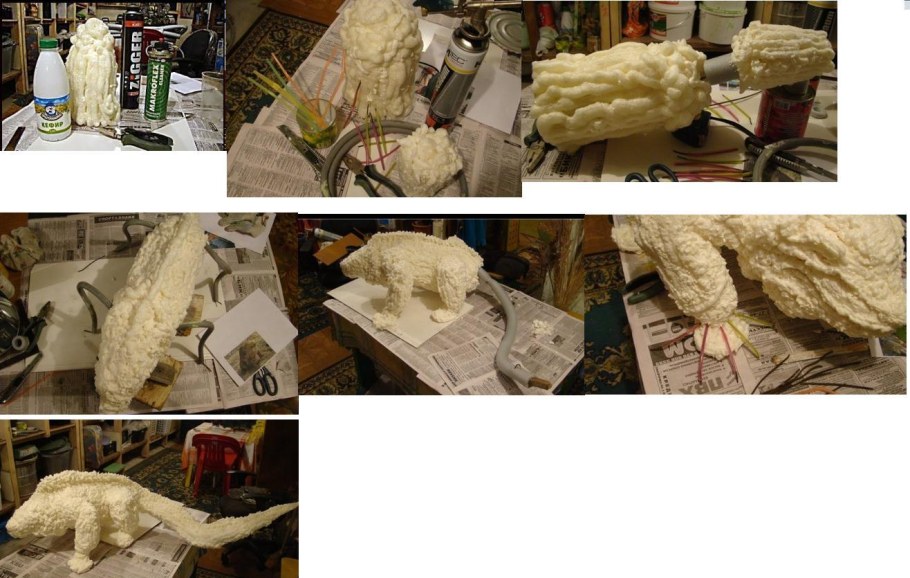 Снеговик из демонтажной пены