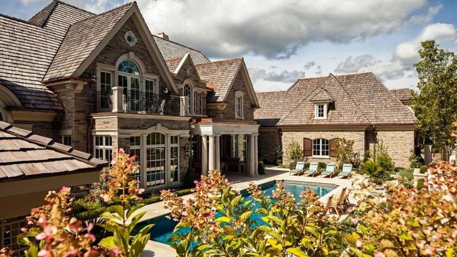 Дома в стиле Арденский Прованс