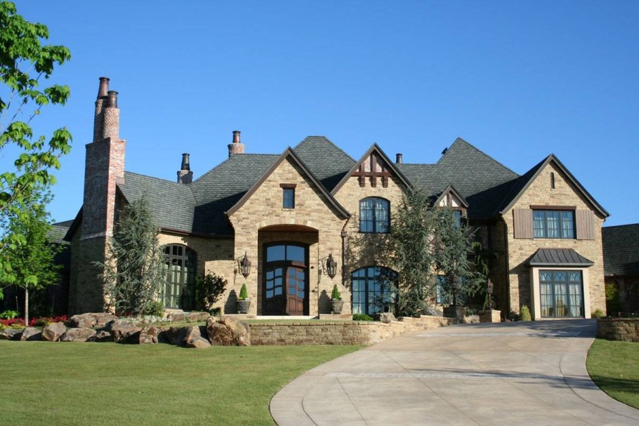 Архон кирпичные особняки