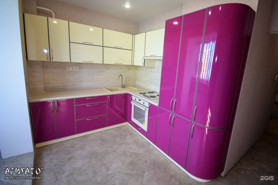 Мебельный магазин