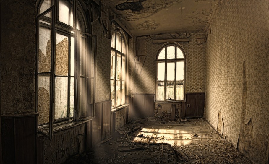 Заброшенное здание внутри