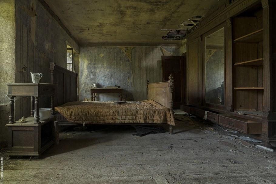 Заброшенная комната